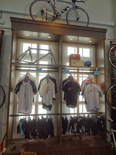 Bicycle Store «Moment Bicycles», reviews and photos, 2816 Historic Decatur Rd Suite 135, San Diego, CA 92106, USA
