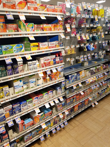 Grocery Store «Stop & Shop», reviews and photos, 653 Hillside Avenue, New Hyde Park, NY 11040, USA