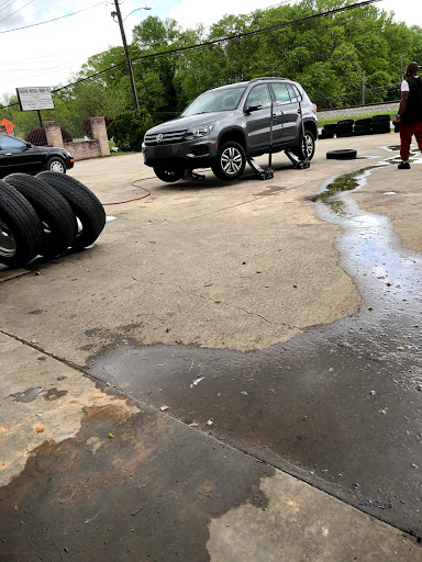 Tire Shop «Als Discount Tires», reviews and photos, 6926 W Broad St, Douglasville, GA 30154, USA