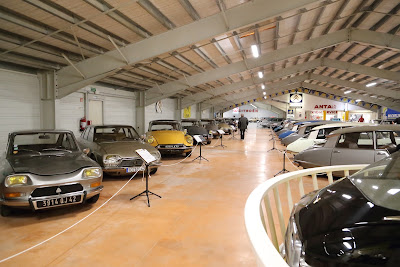 Musée des Citroën - Citromuseum à Castellane