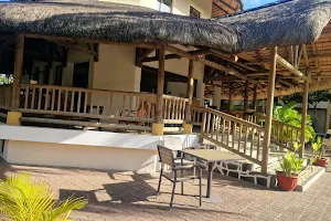 Le Palmiste Resort & Spa image
