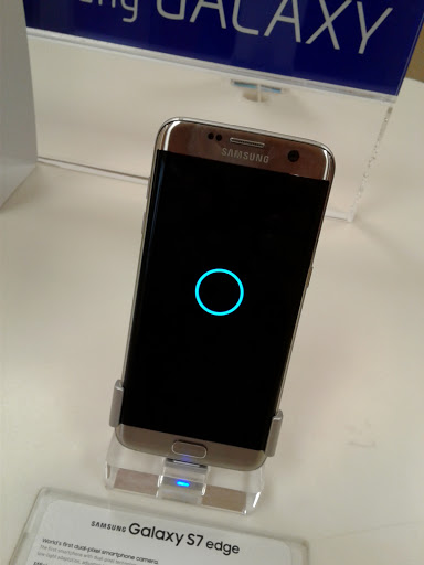 Cell Phone Store «Verizon Authorized Retailer - A Wireless», reviews and photos, 613 Cecil Ave, Delano, CA 93215, USA