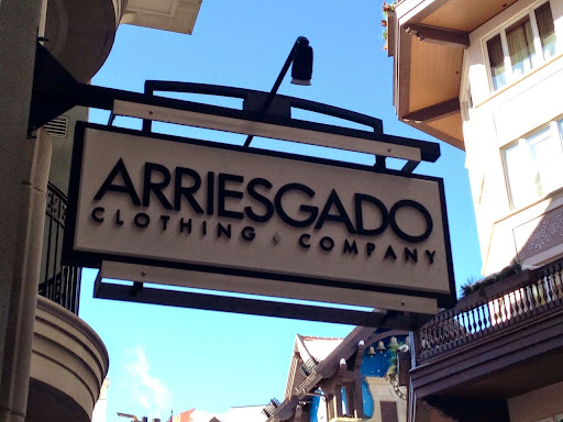 Clothing Store «Arriesgado Clothing Company Vail», reviews and photos, 675 Lionshead Pl #114, Vail, CO 81657, USA