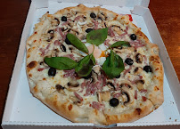 Pizza du Pizzeria restaurant Mirabella à Saint-Denis - n°1