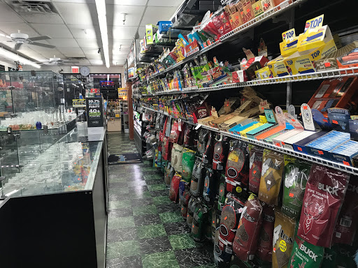 Tobacco Shop «Olive Smoke Shop», reviews and photos, 6750 W Olive Ave # 107, Peoria, AZ 85345, USA