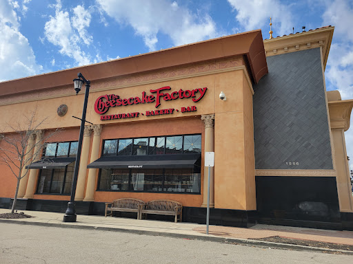 Restaurant «The Cheesecake Factory», reviews and photos, 1566 Polaris Pkwy, Columbus, OH 43240, USA