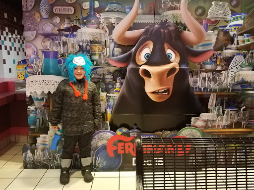 Movie Theater «Regal Cinemas Quaker Crossing 18», reviews and photos, 3450 Amelia Drive, Orchard Park, NY 14127, USA