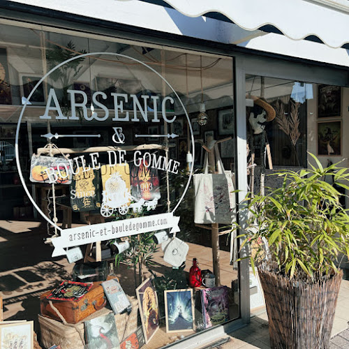 Librairie Arsenic & Boule de Gomme Carnac