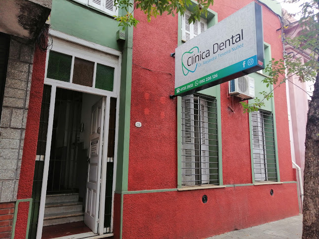 Opiniones de Clinica Dental Alejandro Texeira Núñez en Salto - Dentista
