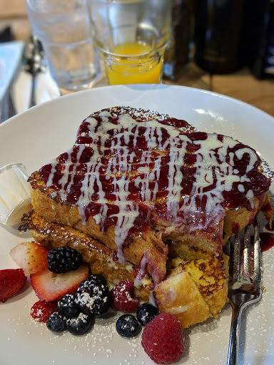 Shopping Mall «Mercado Del Lago Mall», reviews and photos, 8320 N Hayden Rd, Scottsdale, AZ 85258, USA