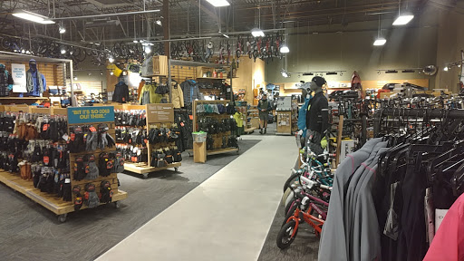 Camping Store «REI», reviews and photos, 63 W Aylesbury Rd, Timonium, MD 21093, USA