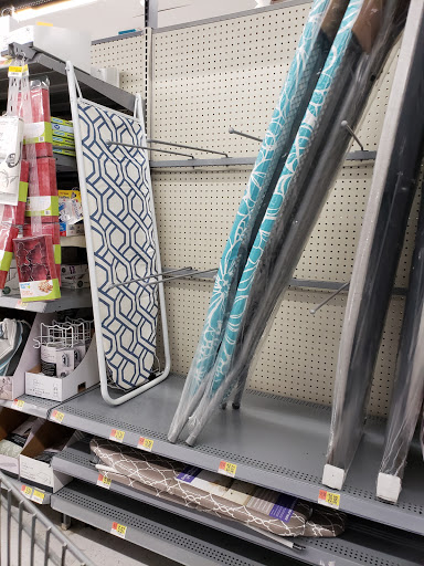 Discount Store «Walmart», reviews and photos, 3041 N Rainbow Blvd, Las Vegas, NV 89108, USA