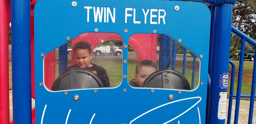 Dog Park «Chapin Park», reviews and photos, 338 Warner Parrott Rd, Oregon City, OR 97045, USA