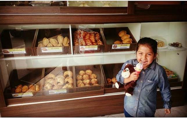 Opiniones de Panaderia Valentina en Riobamba - Panadería