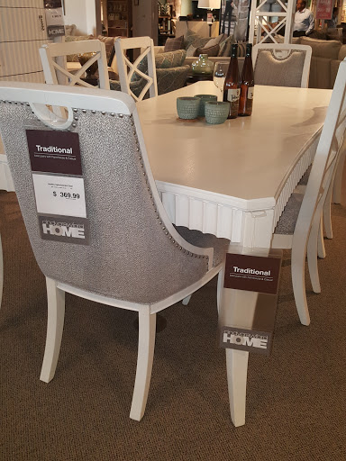 Art Van Furniture - Livonia, 29905 W Seven Mile Rd, Livonia, MI 48152, USA, 