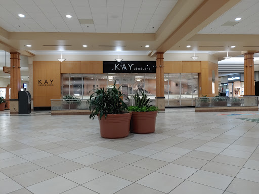 Jewelry Store «Kay Jewelers», reviews and photos, 532 Northtown Dr Space #7, Minneapolis, MN 55432, USA