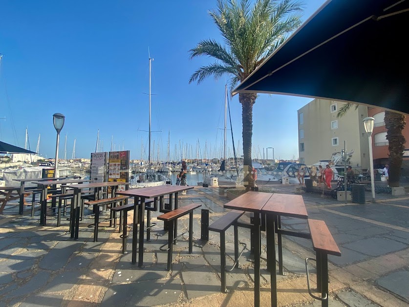 Les Cocottes Quai St Martin Agde