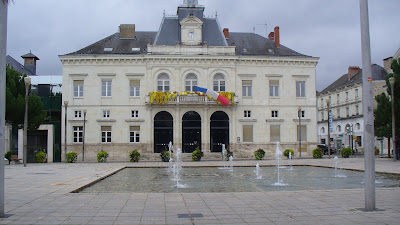 Mairie annexe d'Ozon à Châtellerault