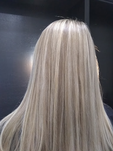 Hair Salon «Signature Style Hair Salon», reviews and photos, 108 Wallace Ave, Downingtown, PA 19335, USA