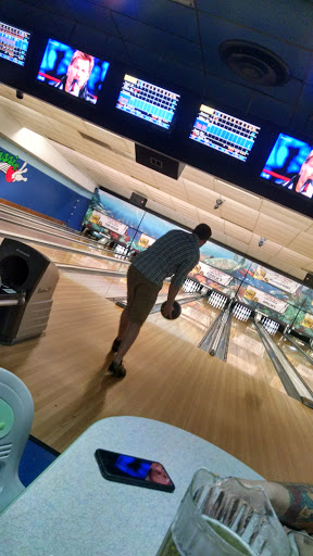 Bowling Alley «Classic Lanes», reviews and photos, 7501 S Howell Ave, Oak Creek, WI 53154, USA