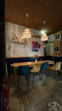 Atmosphère du Regiøn (Restaurant, Traiteur & Epicerie) à Clichy - n°11