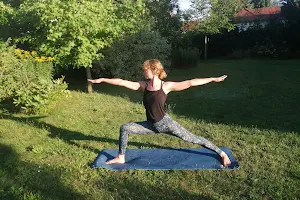 Garten Yoga image