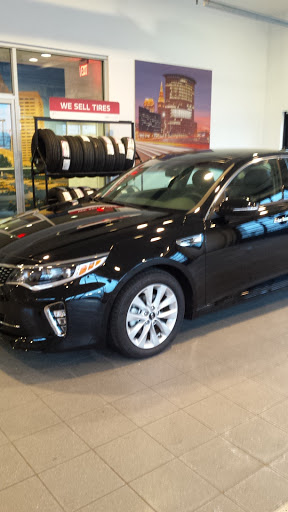 Car Dealer «Kia of Bedford», reviews and photos, 18180 Rockside Rd, Bedford, OH 44146, USA