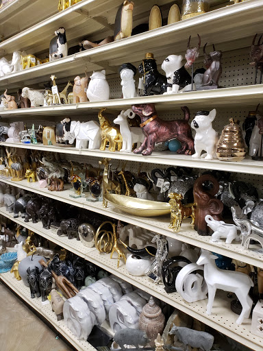 Home Goods Store «At Home», reviews and photos, 11501 Bluegrass Pkwy, Jeffersontown, KY 40299, USA