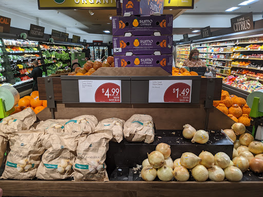 Grocery Store «Lunds & Byerlys Roseville», reviews and photos, 1601 County Rd C West, Roseville, MN 55113, USA