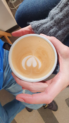 Jana Kasprowicza 52, 01-871 Warszawa