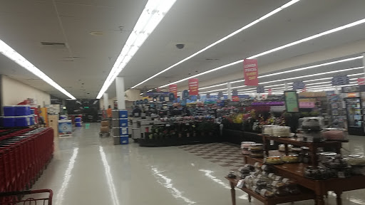 Supermarket «Save Mart Supermarkets», reviews and photos, 1591 E Noble Ave, Visalia, CA 93292, USA