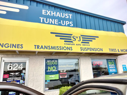 Auto Repair Shop «S & J Complete Auto», reviews and photos, 624 Murfreesboro Pike, Nashville, TN 37210, USA