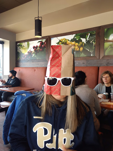 Coffee Shop «Starbucks», reviews and photos, 164 N York St, Elmhurst, IL 60126, USA