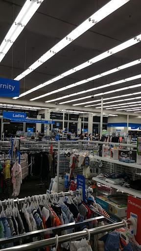 Clothing Store «Ross Dress for Less», reviews and photos, 640 Concar Dr, San Mateo, CA 94402, USA