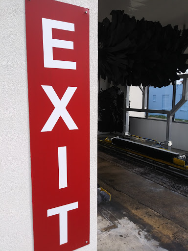 Car Wash «Fast Track Express Wash», reviews and photos, 6402 San Pedro Ave, San Antonio, TX 78216, USA