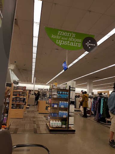 Department Store «Nordstrom Rack Downtown San Francisco», reviews and photos, 555 9th St, San Francisco, CA 94103, USA