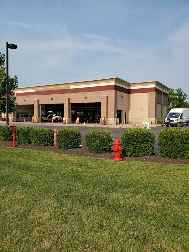 Tire Shop «Discount Tire», reviews and photos, 120 Avon Village Pkwy, Avon, IN 46123, USA