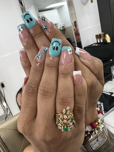 Hair Salon «Aylin Beauty Salon & Spa», reviews and photos, 820 E 41st St, Hialeah, FL 33013, USA