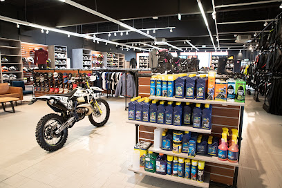 auner Flagship-Store Wr. Neustadt – auner Motorradbekleidung und Zubehör Handels GmbH