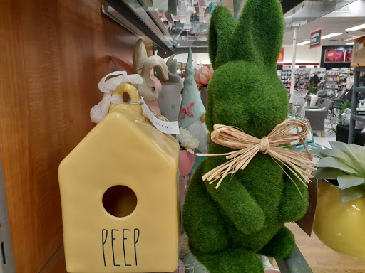 Shopping Mall «Tuskatella Shopping Center», reviews and photos, 1344 N Tustin St, Orange, CA 92867, USA