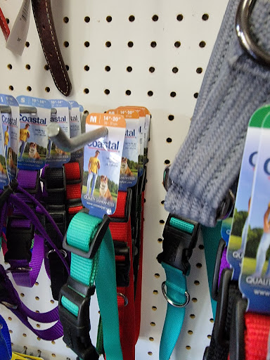 Pet Supply Store «Pet Pro», reviews and photos, 237 Shoreline Hwy, Mill Valley, CA 94941, USA