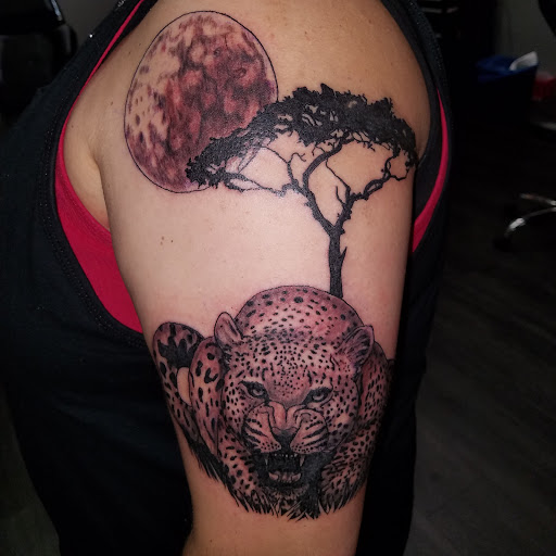 Tattoo Shop «Red Octopus Tattooing», reviews and photos, 1654 Solomons Island Rd S, Prince Frederick, MD 20678, USA