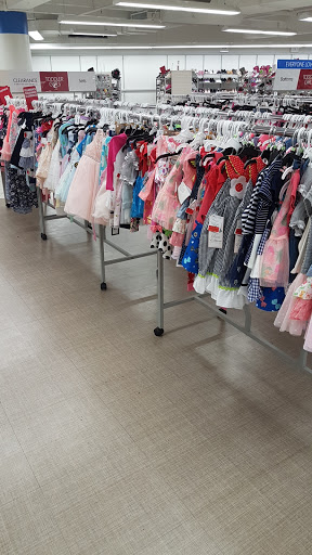 Clothing Store «Burlington Coat Factory», reviews and photos, 100 S 69th St, Upper Darby, PA 19082, USA