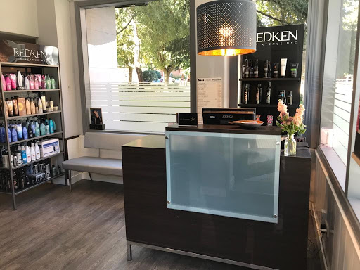 Información y opiniones sobre Peluquería Sara Llopis Madrid de Madrid