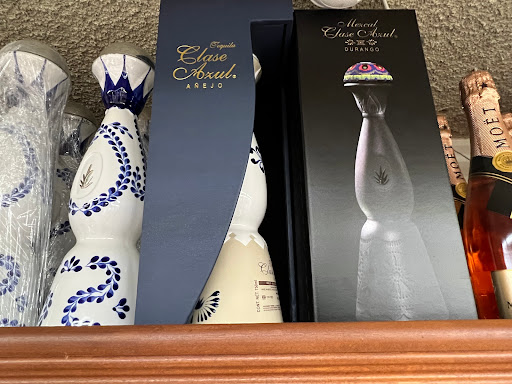 Wine Store «Canyon Crest Liquor», reviews and photos, 1350 Massachusetts Ave, Riverside, CA 92507, USA