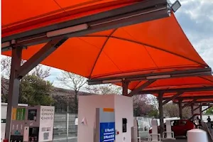 E-Leclerc service station at Epinay Sur Seine Saint Leu image