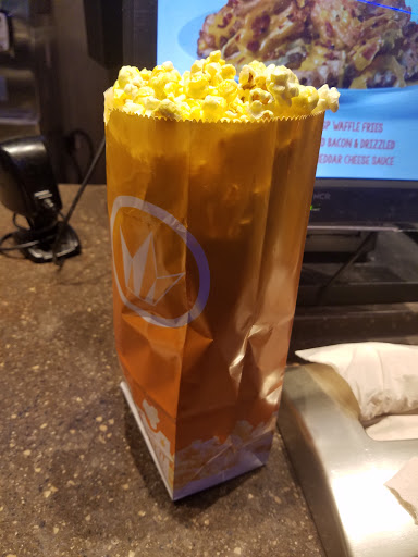 Movie Theater «Regal Cinemas Broward Stadium 12 & RPX», reviews and photos, 8000 W Broward Blvd, Plantation, FL 33388, USA