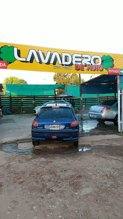 Lavadero de autos/parrilla Hugo Verón.