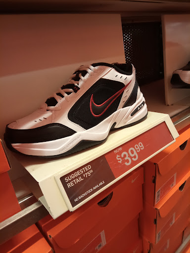 Outlet Mall «Tanger Outlet Terrell», reviews and photos, 301 Tanger Dr, Terrell, TX 75160, USA