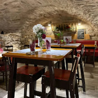 Atmosphère du Restaurant Le Bistronome à Saint-Pons-de-Thomières - n°10